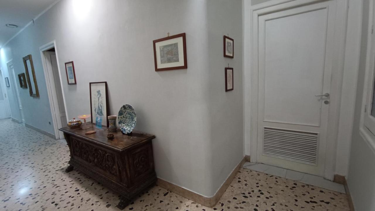 Couette-café Il Genio Del Porto - Mabbonath 2*